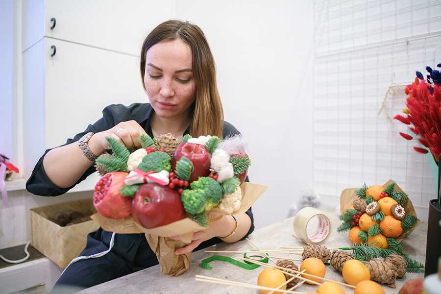 Букет из фруктов своими руками: фото лучших идей, пошаговый мастер-класс для создания своими руками, простые схемы