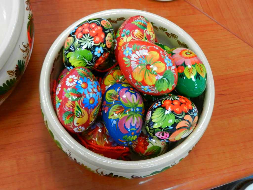 Роспись пасхального яйца акриловыми красками. мастер-класс с фото – женские вопросы