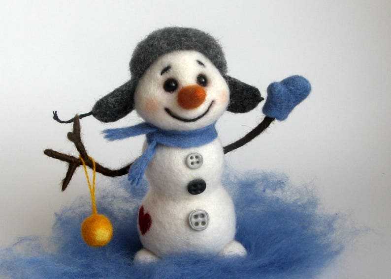 Валяние игрушек из шерсти. снеговик с елочкой. мастер-класс с пошаговыми фото