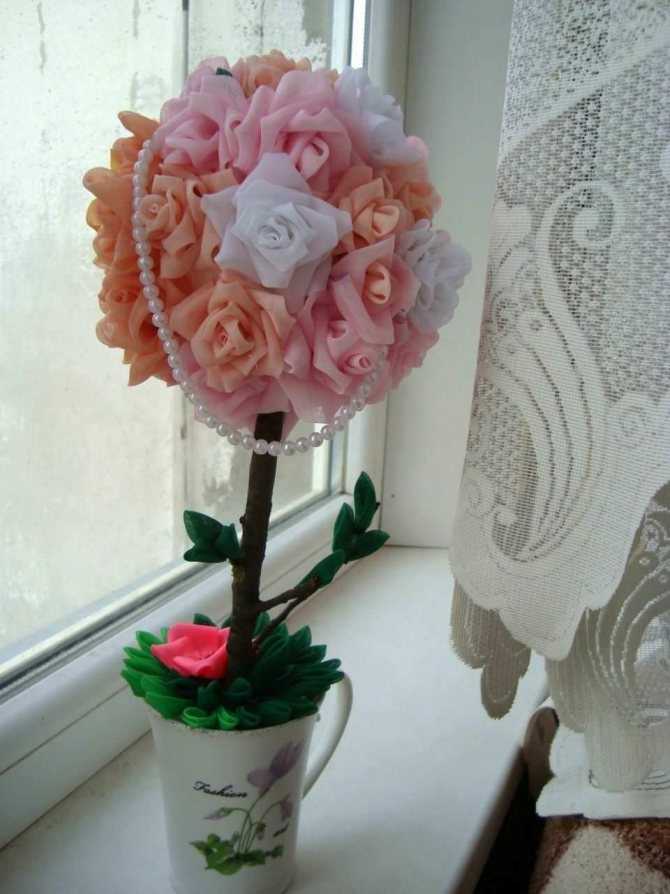 Как сделать розу своими руками: 120 фото-идей красивых цветов из бумаги, атласных лент, фоамирана. схемы изготовления цветов и букетов.