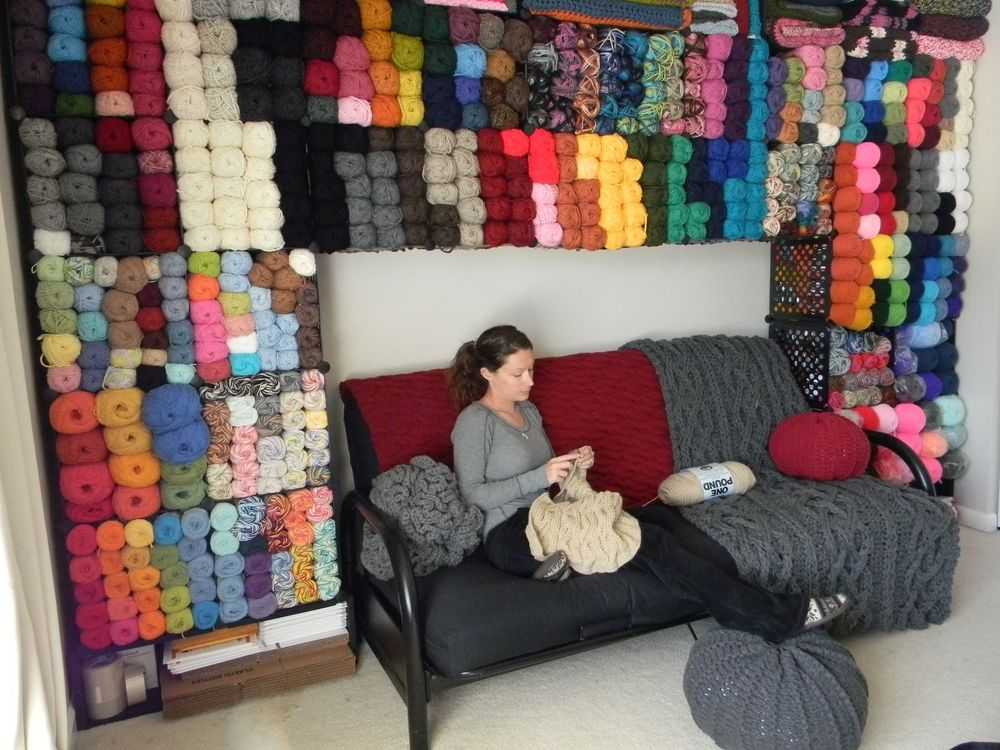 Что можно сшить на швейной машинке: идеи для шитья для начинающих, как сделать подушку в машину или футболку без оверлока новичку