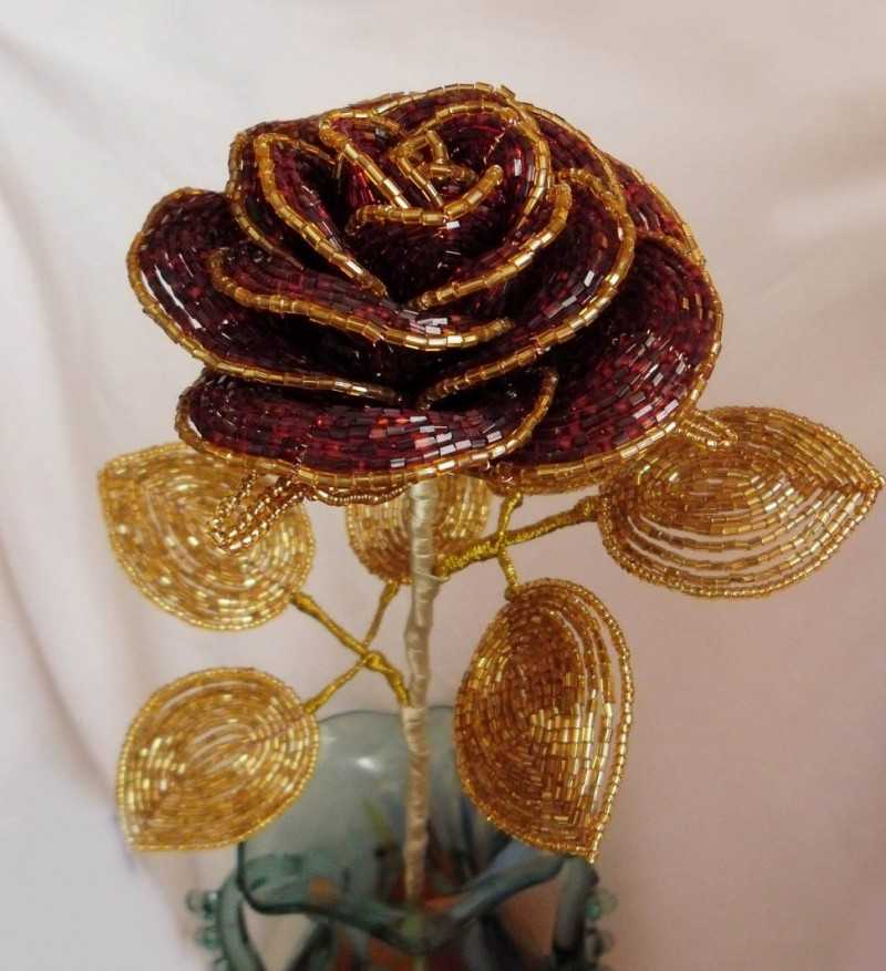 Роза из бисера: учимся плести красивый цветок своими руками, фото, описание схемы плетения + мастер-класс создания поделки