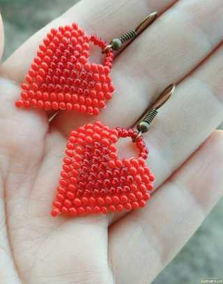 Сердце из бисера: уроки плетения своими руками (фото)