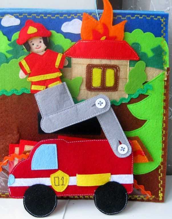 Пожарная машина фетр. Пожарная машинка из фетра. Машинка (из фетра).