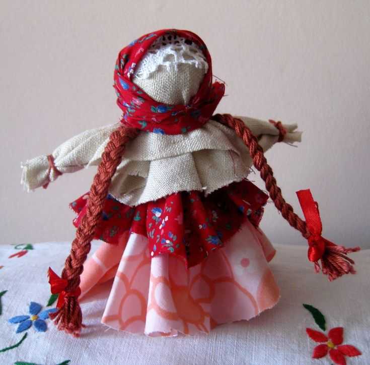 Лялька-мотанка своими руками: схема, мастер-класс :: syl.ru