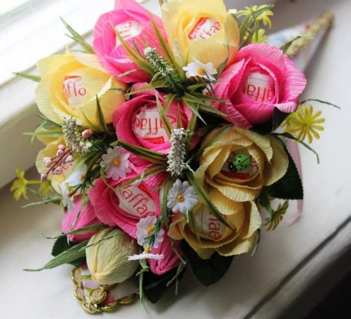 Букет невесты из гофрированной бумаги: идеи флористов с фото, изготовление пионов и мастер-класс по созданию свадебной композиции