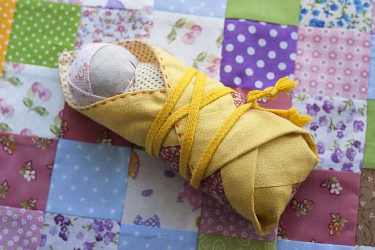 Кукла мастер-класс моделирование конструирование кукла пеленашка мк вата нитки сутаж тесьма шнур ткань